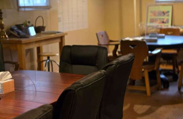 126 S Sherrin Ave unit: Basemnt