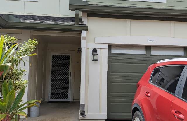 91-1195 Kaiau Avenue