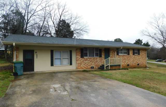 3104 Cumbress Circle NW