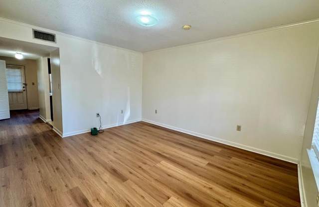 Photo of 308 Cranford