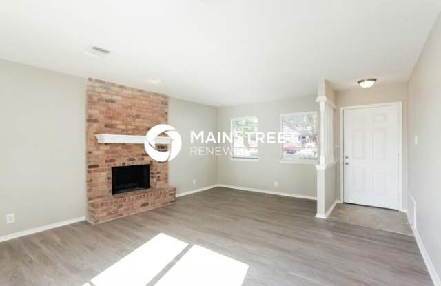 3022 Lake Grande Street