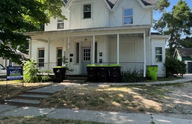 305 East Grove Street - 3