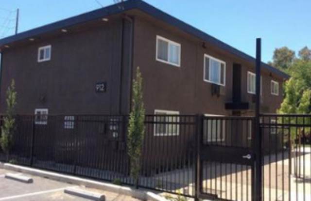 912 Blue St New - 11