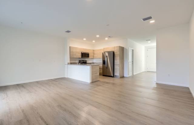 1209 Southstation Place#304