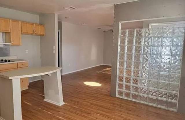 Room in 3 Bedroom Home at Linares Ave