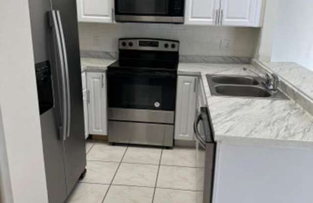 Photo of 1123 Hyacinth Place C, Wellington, FL 33414