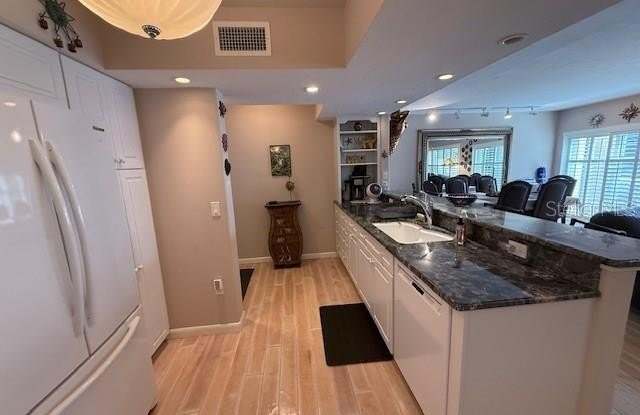 3806 GULF OF MEXICO DRIVE