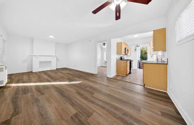 1685-1697 Summit St. / 109-137 E. Penn St.