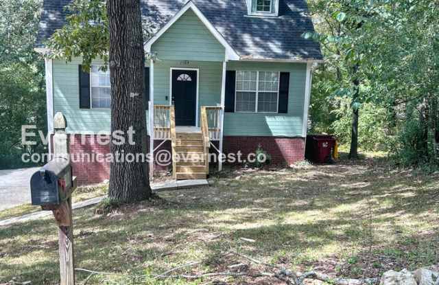 Photo of 1104 Oak Creek Trail