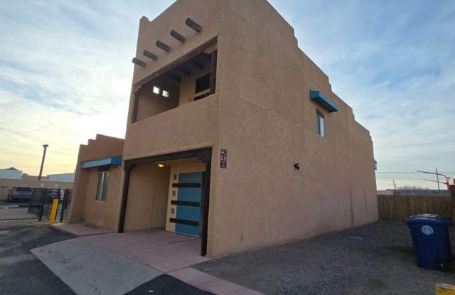 Gorgeous Custom Townhome