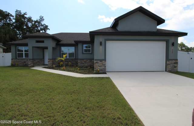 Photo of 432 Garvey Road SW