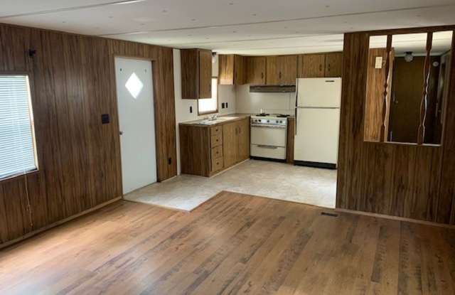 Peaceful Pines - 2 Bed 1 Bath - Haughton, LA