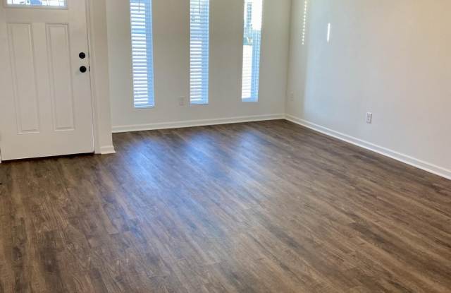 325 Eagle Edge Avenue