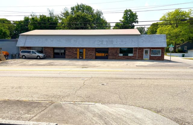 1902 East Broadway Avenue - 1902 East Broadway Avenue, Maryville, TN 37804