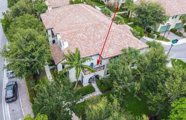 8140 Cascada Isles Dr