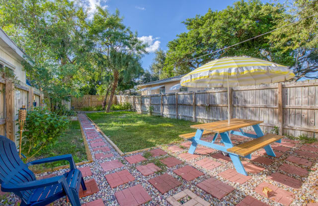 515 N D Street - 515 North D Street, Lake Worth, FL 33460