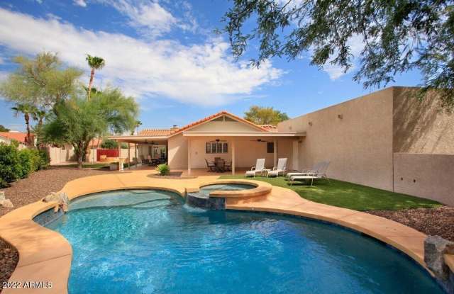 7798 E WINDROSE Drive