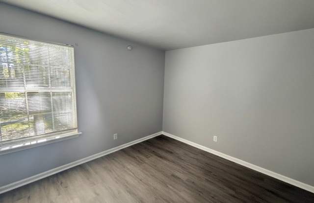 2 Bedroom, 2 Full Bathroom Condo in Western Branch