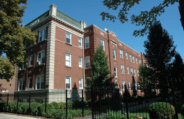 4721 S. Ellis Avenue