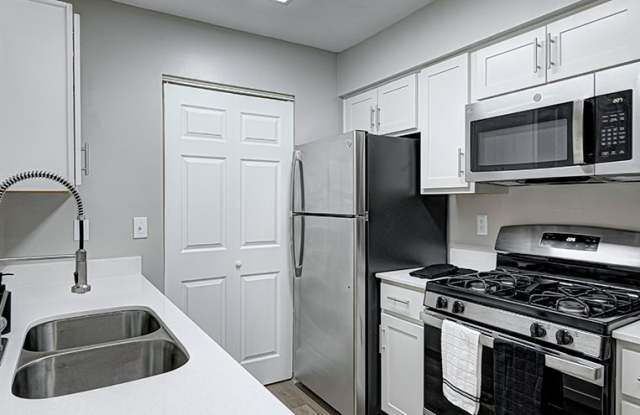 Photo of Carmel Landing Apartments