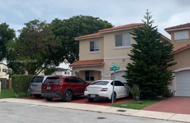 Photo of 16204 SW 60th Ter