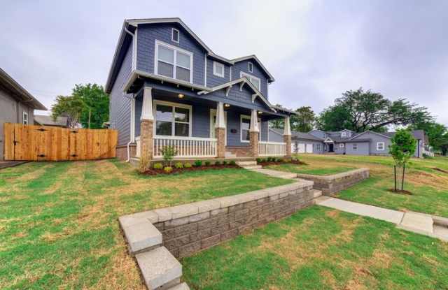 1106 North Main Street