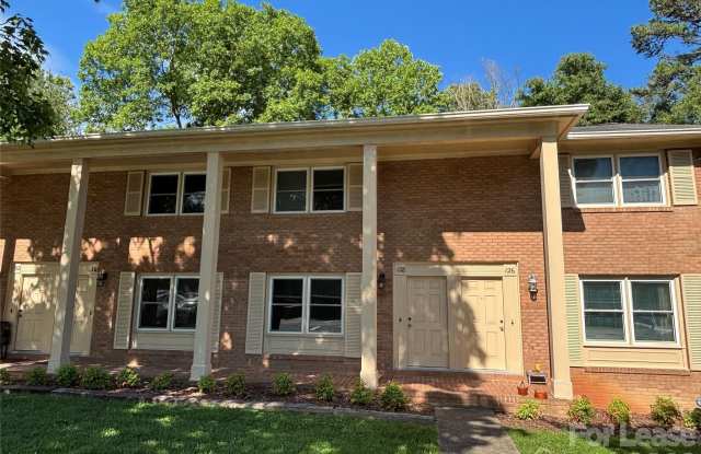 128 Hillcrest Drive