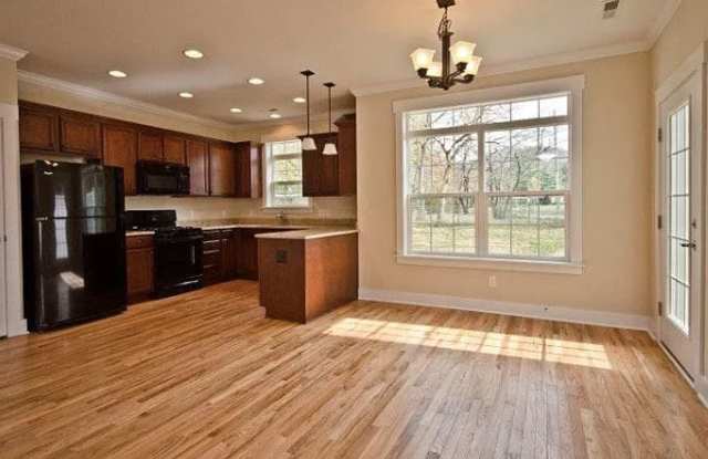 Photo of Townhouse walking distance to Black Mountain available now!