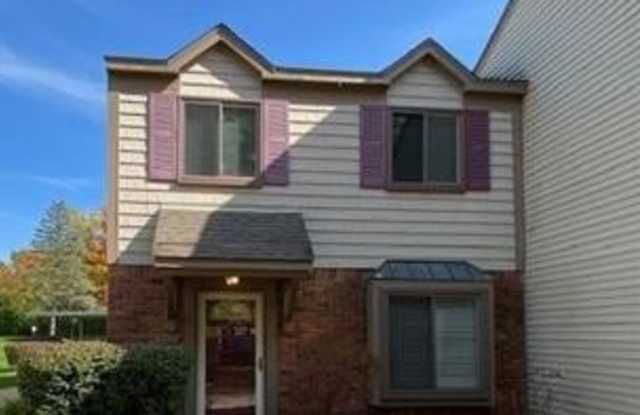 1567 STREAMWOOD Court