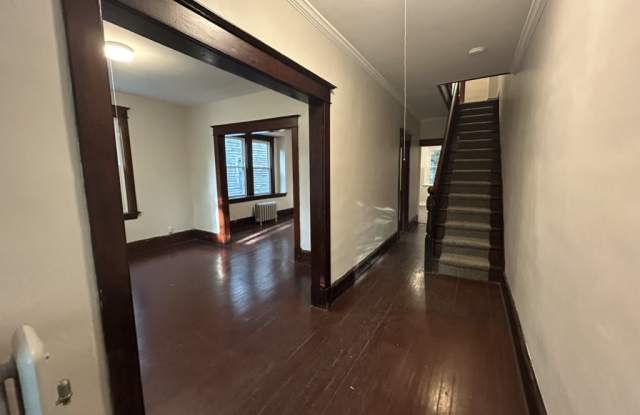 10 Scammell Avenue