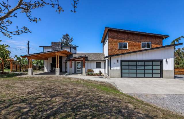 91 North Sunset Drive