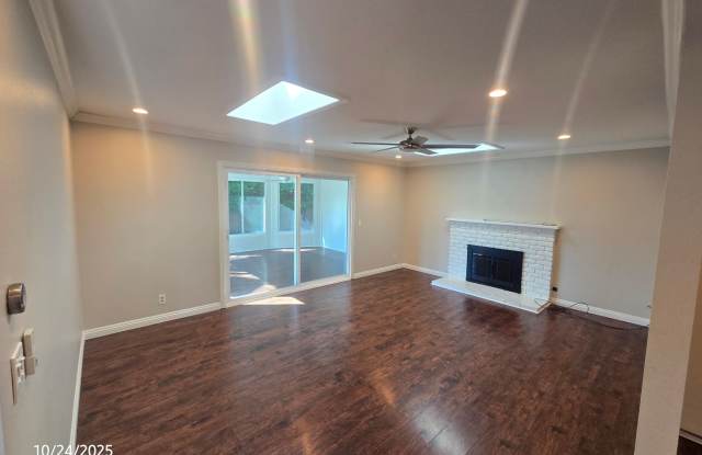 $500 OFF FIRST MONTH'S RENT! Quiet Family Neighborhood: 3 Bedroom 2 Bath Home,