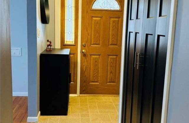 33300 E Nimrod Street