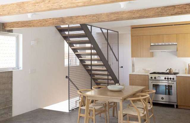 8870 Wonderland Avenue