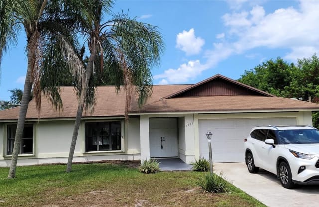 2477 SE Renick Ave - 2477 Southeast Renick Avenue, Port St. Lucie, FL 34952