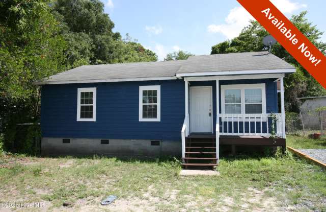906 Starkeys Alley