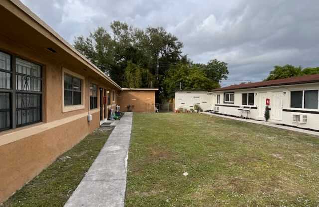 2581 Superior Street - 1