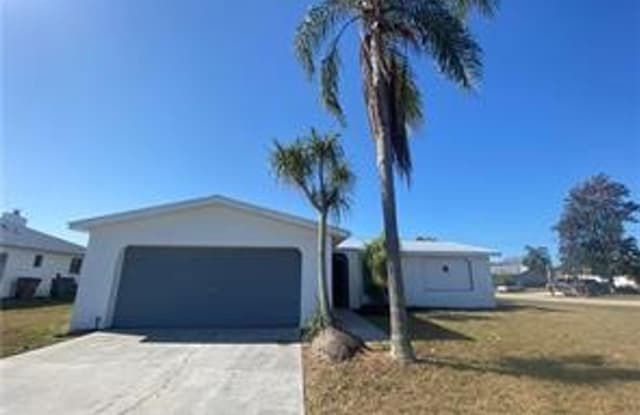 2302 SE 13th St - 2302 Southeast 13th Street, Cape Coral, FL 33990