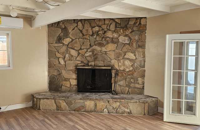 15515 Harvest Avenue