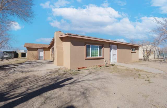 111 Vera Drive - 111 Vera Drive, Socorro, TX 79927