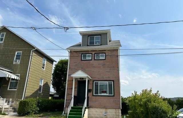 266 RIPPLE AVE.