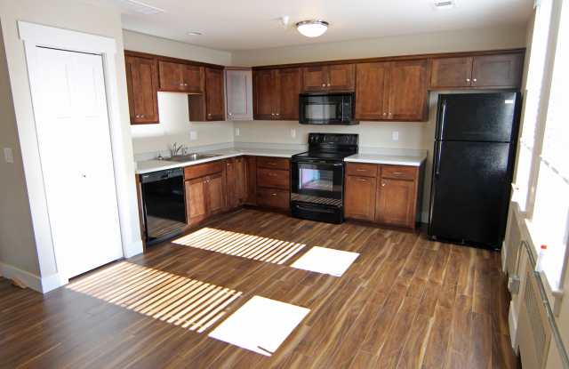 Photo of 623 S Wolcott St.