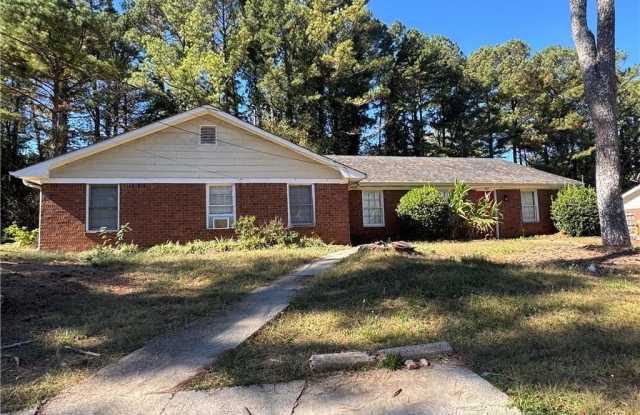 Photo of 452 Lexington Drive