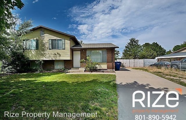 4626 W Twilight Dr - 4626 Twilight Drive, Kearns, UT 84118