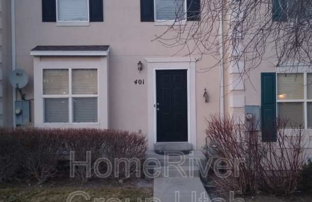 401 E Culross Ln