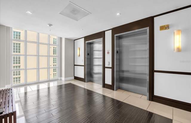 1238 E KENNEDY BOULEVARD