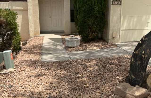 Beautiful 2 Bedroom 2 Bath 2 Car Garage Town House in the foot hills COMING SOON! Available 12/22/2025