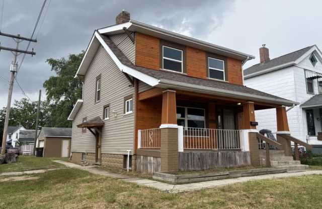 73 North Oakley Avenue