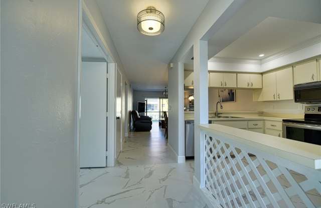713 SW 47th Terrace