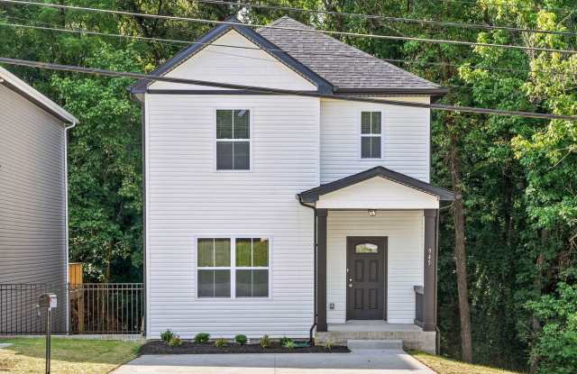 Photo of Beautiful 3 Bedroom Home For Rent Near Downtown Clarksville!